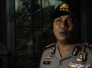 Massa Duduki Gedung Eks TPI, Polisi: Dipicu Masalah Sengketa Massa Duduki Gedung Eks TPI, Polisi: Dipicu Masalah Sengketa