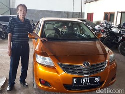Berkunjung ke Rahim Mobil Bermuka Dua