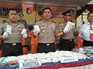 121.950 Butir Pil Carnophen Disita, 2 Pengedarnya Diamankan