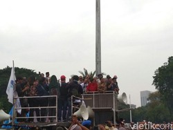 Ditanya Susi Soal Tindakan ke Kapal Asing, Nelayan: Tenggelamin!