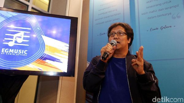 Musisi Erwin Gutawa Resmikan Sekolah Musik