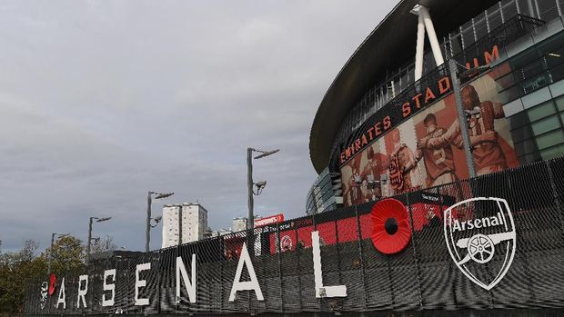 'Old Trafford Pusat Turis, Emirates seperti Perpustakaan'