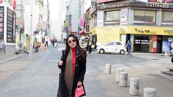 Foto: Liburan Mewah Sosialita Pemilik 100 Tas Hermes