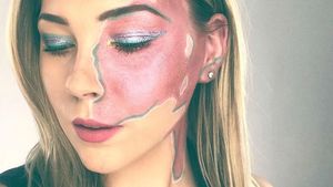 Foto: Tanda Lahir di Wajah Wanita Ini Jadi Karya Seni Makeup yang Indah