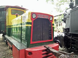 Ikon Baru Blora: Kereta Uap Tua & Lokomotif