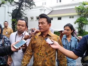 Hoax Surat Suara Tercoblos, Moeldoko: Teruskan Aja, Kita Punya Jurus Hoax Surat Suara Tercoblos, Moeldoko: Teruskan Aja, Kita Punya Jurus