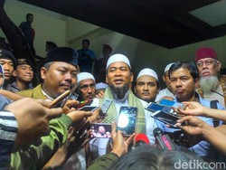 Kawalan Alumni 212 dan Pembelaan Ustaz Zulkifli yang Jadi Tersangka