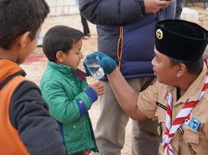 Pramuka Bantu Pengungsi di Suriah