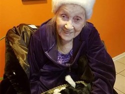 Mau Panjang Usia? Tiru Nenek 102 Tahun yang Rajin Makan Cokelat Ini