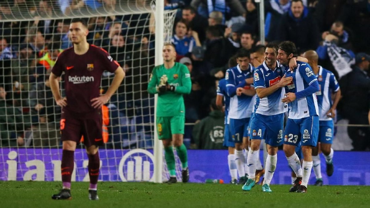Ernesto Valverde menyebut Espanyol lebih difavoritkan untuk lolos ke semifinal Copa del Rey (Foto: Albert Gea/Reuters)