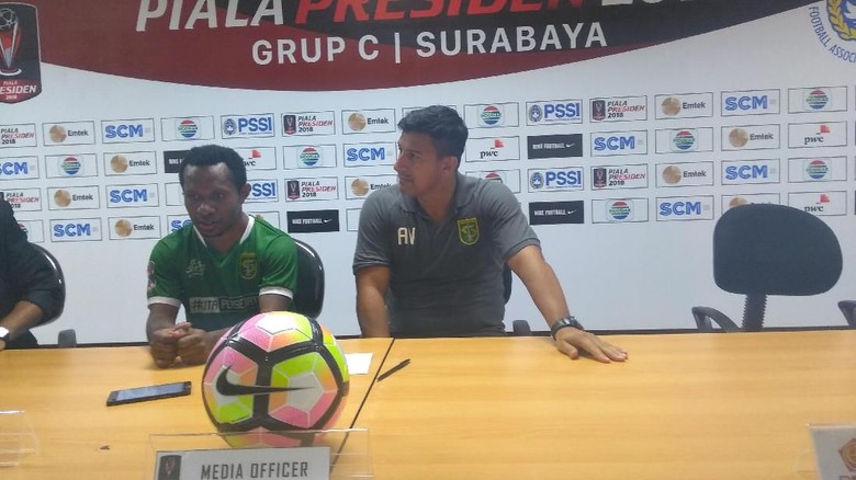 Alfredo Puji Kerja Keras Skuat Persebaya Alfredo Puji Kerja Keras Skuat Persebaya