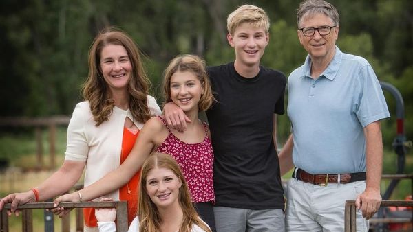 Putra Putri Bill Gates yang Menderita