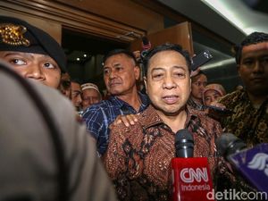 Pengacara Sebut Tak Ada Perintah Novanto soal Transaksi Berlapis