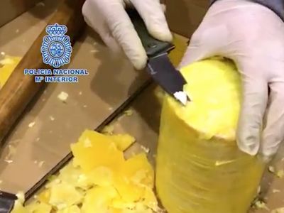 Foto: Modus Sembunyikan Kokain Dalam Nanas di Portugal
