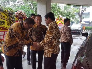 Jelang Sertijab, Mensos Idrus Marham Datang ke Kantor Barunya