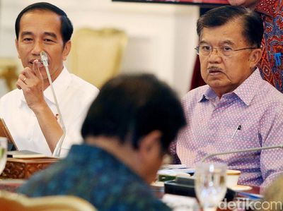 Jokowi Pimpin Rapat soal UIII