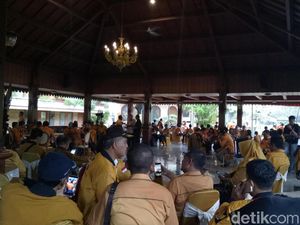 Daryatmo Jadi Ketum, Hanura Ambhara Sambangi Kediaman Wiranto Daryatmo Jadi Ketum, Hanura Ambhara Sambangi Kediaman Wiranto