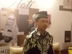 Shamsi Ali Galang Dana untuk Bangun Ponpes di Amerika