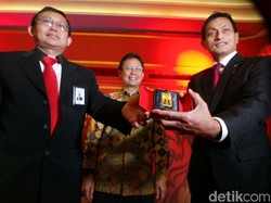 Jelang Imlek, Ada Emas Batangan Shio Anjing Tanah