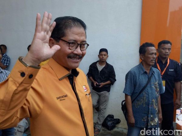 Ini Sosok Daryatmo yang Gulingkan OSO dari Ketum Hanura