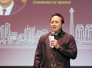 Kabar Baik! Triawan Munaf Sebut Sektor Film Indonesia Tumbuh 10% Kabar Baik! Triawan Munaf Sebut Sektor Film Indonesia Tumbuh 10%