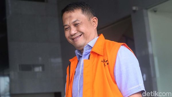 Pemeriksaan Lanjutan Wali Kota Cilegon Nonaktif