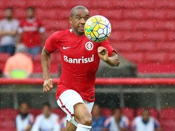 Tiga Tahun Setelah Tinggalkan MU, Anderson Tak Punya Klub