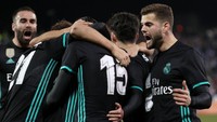 Kemenangan ini memperbesar peluang Madrid untuk lolos ke babak semifinal. Mereka akan gantian menjamu Leganes pada pekan depan. Foto: Susana Vera/Reuters