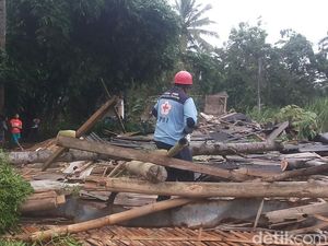 Puting Beliung Hajar Wilayah Malang, Kandang Ayam dan Rumah Rusak Puting Beliung Hajar Wilayah Malang, Kandang Ayam dan Rumah Rusak