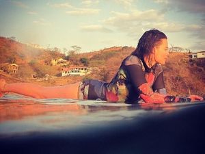 Foto: Si Cantik Margot Robbie yang Doyan Olahraga Air