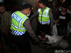 Polisi Gerebek Rumah Jagal Anjing di Bandung!