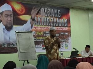 Ustaz Zulkifli: TNI-Polri Teman Kita, Jangan Mau Diadu Domba