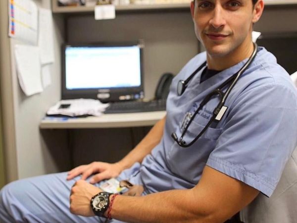 Foto: Begini Olahraganya si Dokter Pria Terseksi di Dunia