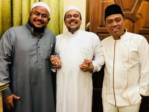 Bantuan Hukum FPI ke Mekah, Bahas Rencana Pulang Habib Rizieq