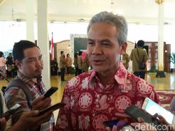 Ganjar Cari Rumah Kontrakan di Semarang untuk Masa Cutinya