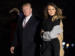 Melania Trump Pakai Coat dari Brand Fashion Kekinian Acne Studios Rp 20 Juta