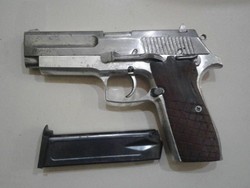 Polisi Tangkap Pria yang Sembunyikan Perampok 8 Kg Emas di Muaraenim