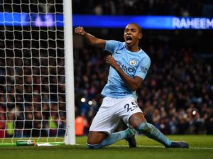 Fernandinho Perpanjang Kontrak dengan City