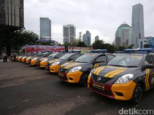 Arti Warna Lampu Rotator di Mobil Polisi Arti Warna Lampu Rotator di Mobil Polisi