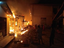 SMP Negeri 4 Pekanbaru Terbakar