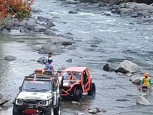 Mau Pacu Adrenalin? Coba Jalur Off-road Pegunungan Maros Ini