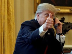 Penghargaan Fake News Ala Trump Dikritik Sebagai Warisan Stalin