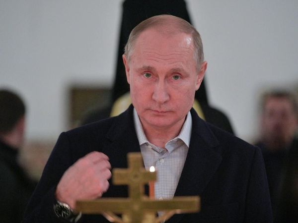 Putin yang Setujui Perintah Tembak Pesawat Komersil karena Isu Bom