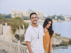 Senyum Semringah Hamish Daud Saat Ditanya Kehamilan Raisa