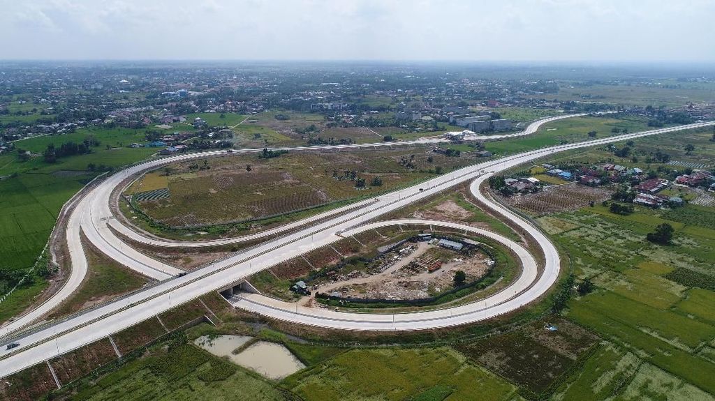 Lewat Tol Ini, Kualanamu-Danau Toba Cuma 2,5 Jam Lho Lewat Tol Ini, Kualanamu-Danau Toba Cuma 2,5 Jam Lho