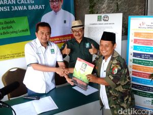 PKB Minta Ribuan Bakal Calegnya Bantu Menangkan Ridwan Kamil-Uu PKB Minta Ribuan Bakal Calegnya Bantu Menangkan Ridwan Kamil-Uu