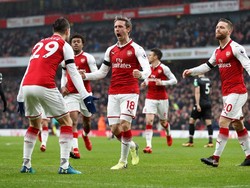 Arsenal Gasak Palace 4-1