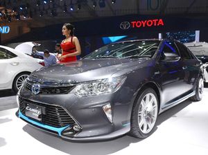 Mengintip Penjualan Mobil Hybrid di Indonesia