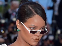 Rihanna Meradang, Snapchat Rugi Rp 11 Triliun
