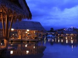 Yuk, Ajak Keluarga Bersantai dan Makan Enak di 5 Restoran Ini!